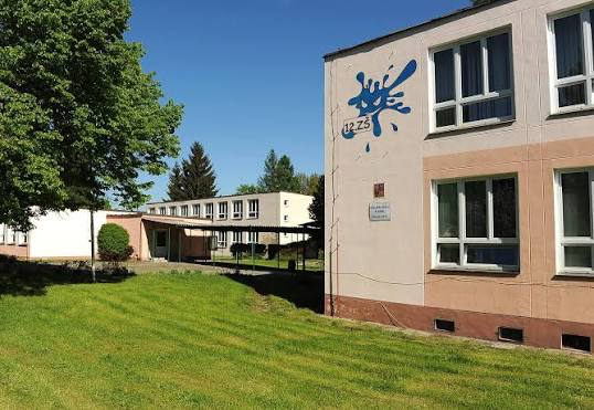 12.základní škola Brjanská