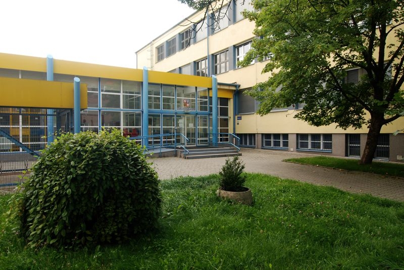 zš březinova